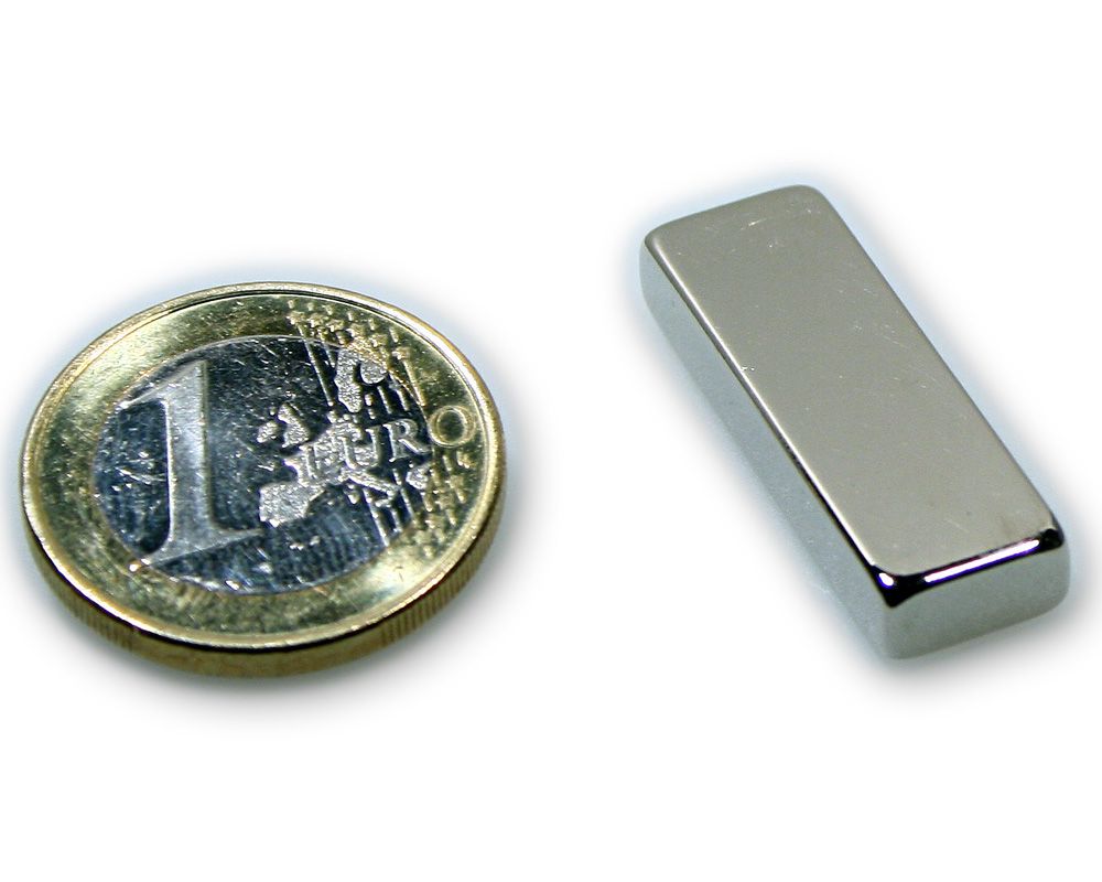 Quadermagnet 30,0 x 10,0 x 5,0 mm Neodym N45 vernickelt - hält 7,0 kg